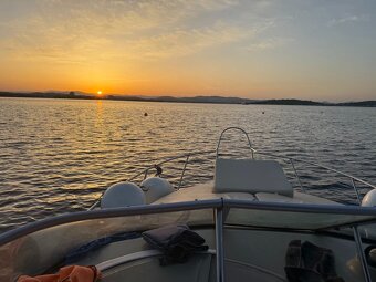 Kajutová lod Maxum zimní cena - 6