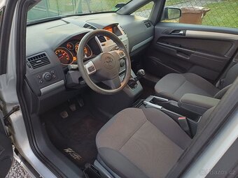 LPG ... 7 místné..Benzínová Opel Zafira 1.8 ... - 6