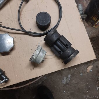 Babetta 210,207:;:;;;:; - 6