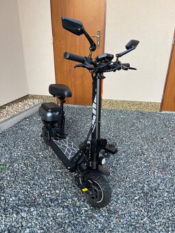 Elektrokoloběžka HECHT - 6