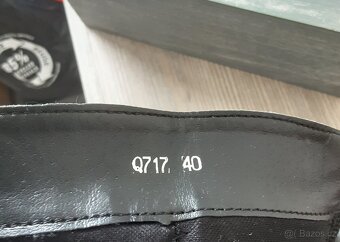 Kotníkové dámské kozačky v.40 - 6