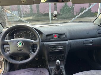 1 Škoda Octavia - 6