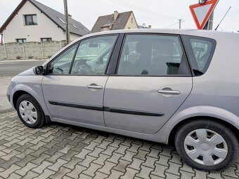 RENAULT MEGANE SCENIC 1,6i 83kW 2005 - 6
