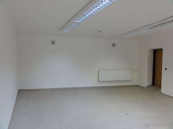 Pronájem obchodních prostor v Přerově blízko centra - 6