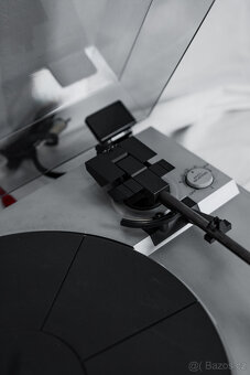 gramofon Yamaha P 320 - 6