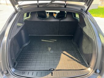 Tesla model X Long Range - 6