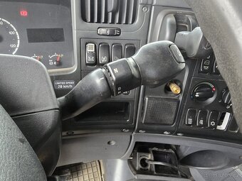 AUTOJEŘÁB SCANIA R 480 6X2 S HYDRAULICKOU RUKOU HIAB - 6