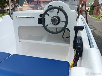 Motorový člun - 6