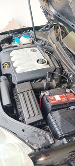 VW GOLF 1.9TDi - 6