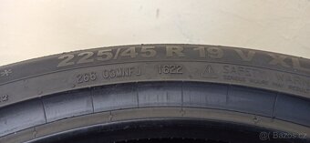 Semperit 225/45 R19 96V 8mm - 6