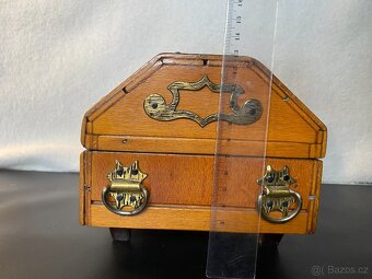Dekorativní dřevěná truhlička – šperkovnice / úschova drobno - 6