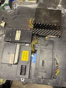 Jednotky bmw e90,91,60,61 - 6