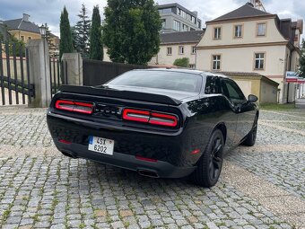 SLEVA DO 31.12.2025 Dodge Challenger 3.6 V6, nová STK, - 6