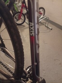 Prodám trekové Kellys axis - 6