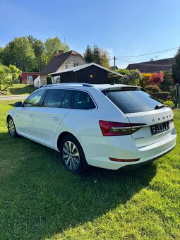 Škoda Superb 3 2.0 TDI 110kW DSG Navi Virtual ACC Matrix DAB - 6