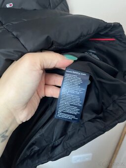Zimni bunda Tommy Jeans - 6
