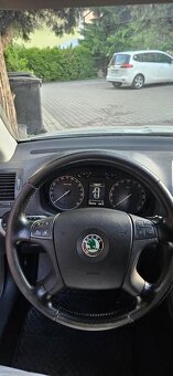 Škoda Octavia II 2.0 FSI (110kW) - 6