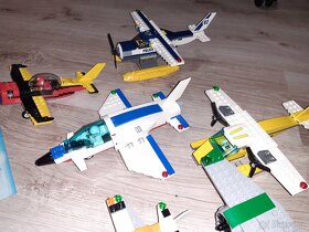 LEGO - 5 kusů letadel např. 60101 - 6