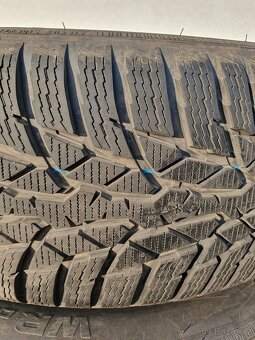 205/65 r16 nové zimní pneu 4ks vzorek 8.25mm nokian wr d4 - 6