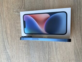 IPhone 14 128 GB modrý - 6