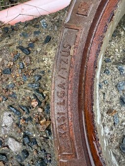 Šachtový kanalizační poklop litina - 6