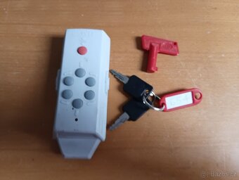 AKCE WILK pro 4. Mover. Pevné postele. R 2002. Stan.100km/h - 6