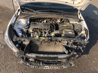 Hyundai I30 combi 1.4i POJÍZDNÉ 78000KM - 6