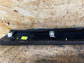 LEVÁ LIŠTA ČELNÍHO OKNO MINI COOPER COUNTRYMAN R60 414000 02 - 6