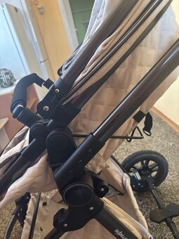 Prodám kočárek+vajicko - 6