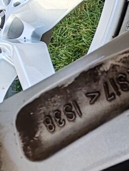 BmwZimní pneu vše v novém stavu 5x112 19 - 6
