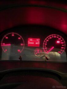Prodám VW Caddy 1.9TDi 55 Kw 2008 - 6