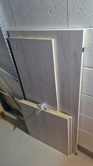 Nabízím stůl psací 150x70, výška 75 - 6