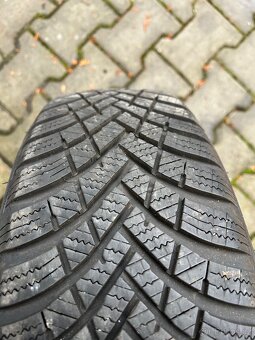 Dacia, Renault 15" - 6