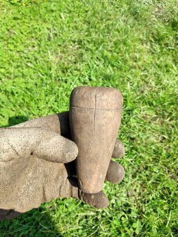 Stará  dřevěná  Hlavice  řadící páky - 6