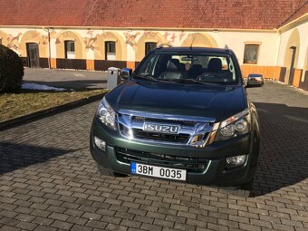 Isuzu D MAX 2,5 TD 120kW - 6