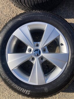 Skoda Octavia 4,zimni 205/60 r16-zanovní 7,5mm - 6