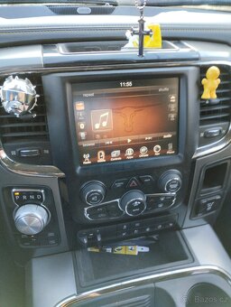 Dodge Ram 5.7 Hemi 52000KM najeto - 6
