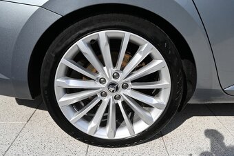Škoda Superb 2.0TDI 140KW 4x4 DSG Style 12/15 - 6