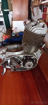 Motor jawa 250/353 - 6