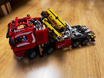 Lego Technic Crane Truck 8258 - 6