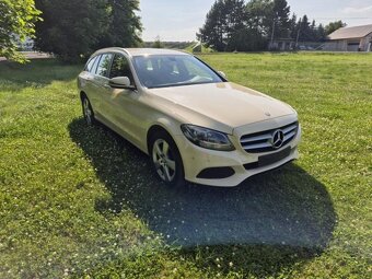 Prodám Mercedes-Benz Třídy C 220D 125KW - 4MATIC - 6