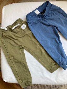 Obleceni kluk 18-24 mes (teplaky,, body, pyzamka) - 6