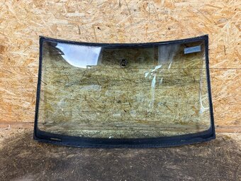 ČELNÍ OKNO ŠKODA SUPERB 1 - 6