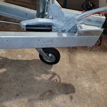 Brzděný přívěs EDUARD  4 - 6