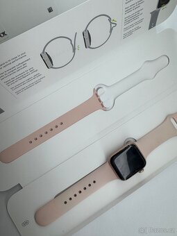Apple Watch SE - 6