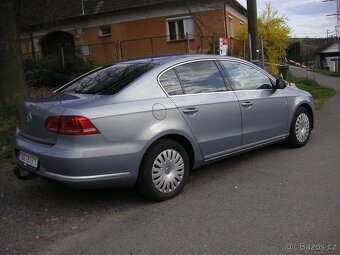 Volkswagen Passat B7 2.0 TDi - Serviska Highline - 6