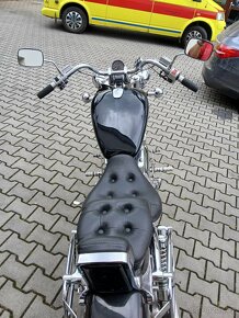 Suzuki Intruder VS 1400 - 6