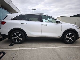 KIA SORENTO UM 2016 2.2CRDI AUTOMAT 7MIST - 6