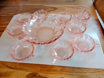 Art deco skleněná růžová souprava - 6