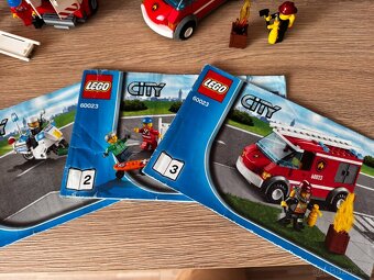 LEGO CITY 60023 sanitka, hasiči, motorka policie - 6